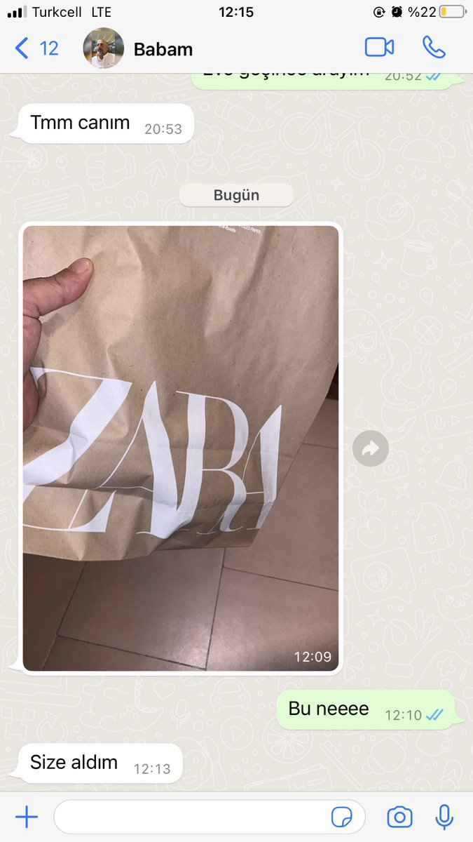 GulerKanl's tweet photo. O yastıktan kafamı kaldırıyorum efendimmm hani bakıyorum güneşe evet diyorum doğdu güneşim https://t.co/pJ9vO6ywDX