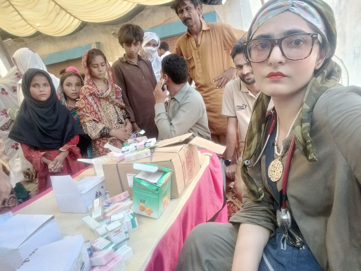 DrAnumHaneef's tweet photo. For medical and food relief camp at District Rajanpur
#PakistanFloods #Pakistanneedshelp https://t.co/CbOOQGjeaq