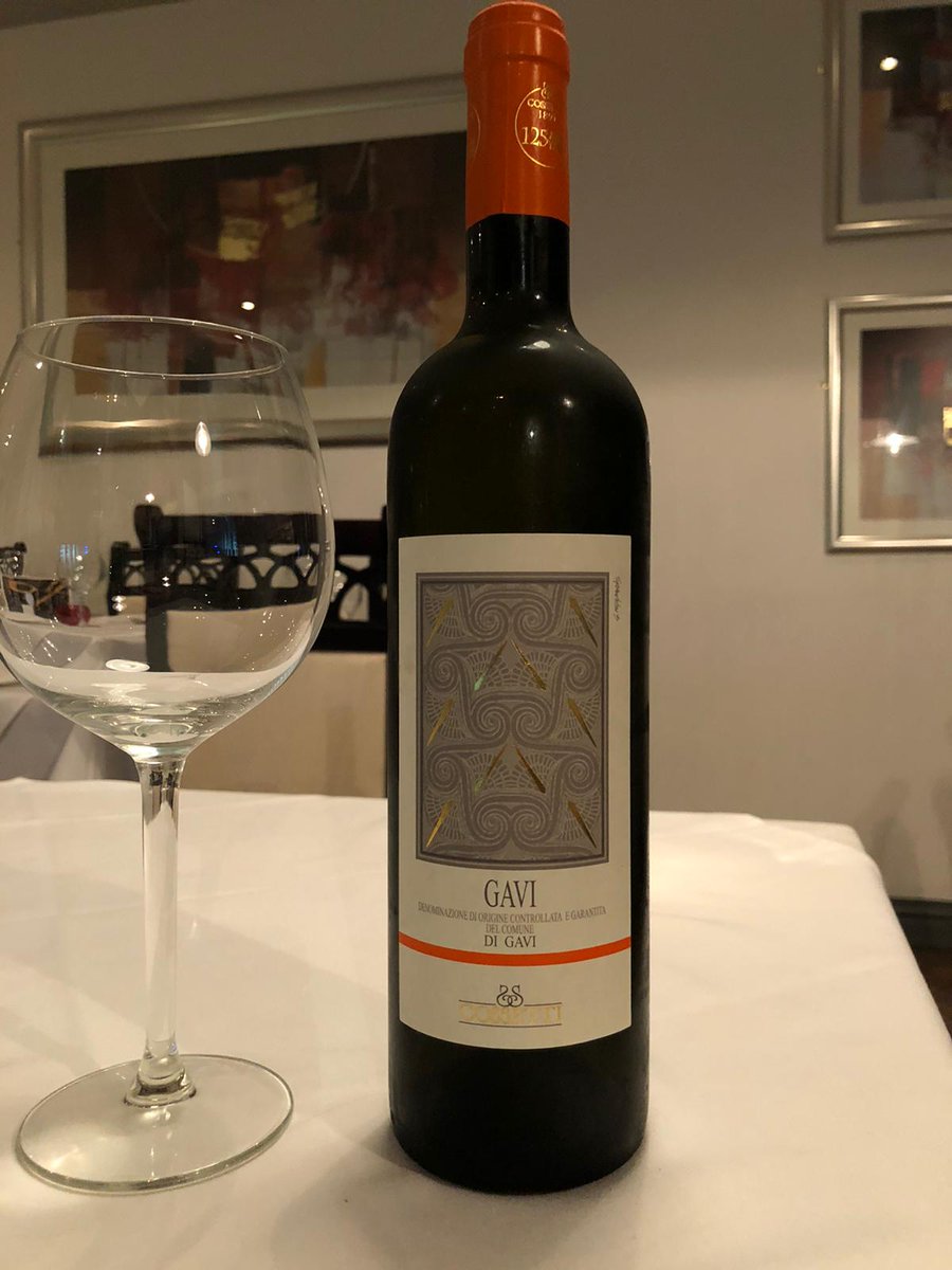 BaciofKinver's tweet photo. Spectacular food. Friendly staff and sensible prices considering I drank my weight in good wine. Try the Gavi!
Tom Russon ⭐⭐⭐⭐⭐
#wine #winesoflebanon #gavi #wineadvisor #wineinfluencer #wineambassador #wineexperience #winelover #vino #winetasting #Kinver #Staffordshire https://t.co/mb4IcZbBUg