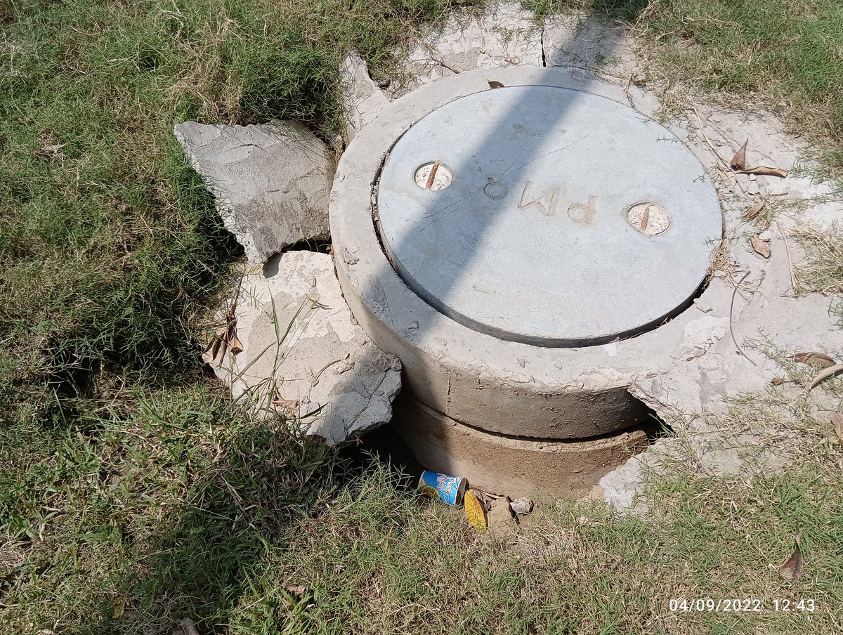 Sector168Noida's tweet image. @noida_authority pls cover this as this is open and could be accidental for anyone passing by or even an animal could be injured due to this

This is at the corner near sun world Arista @Sector168Noida @CeoNoida @InduPrakashPCS @nisharai_ggc @naripragati