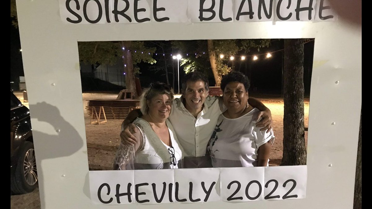 DamienDessables's tweet photo. #chevilly #soireeblanche #concert #lesTroisQuarts #loiret https://t.co/HvTx57VYQp