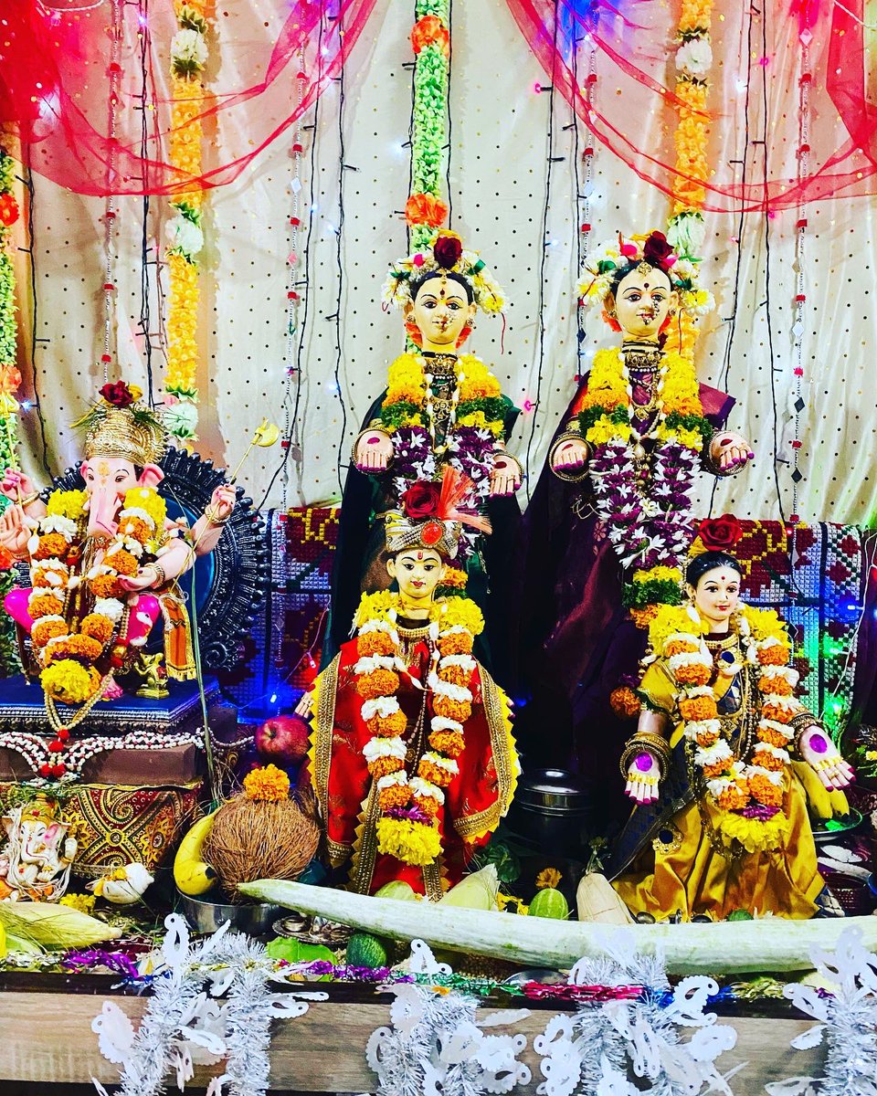 आज ज्येष्ठागौरी पूजन !
महालक्ष्मी पूजनाच्या सर्वांना मनःपूर्वक शुभेच्छा!
#Mahalakshmi #gauripujan #ganeshotsav 

#ganesha #ganpati #bappa #ganesh #ganpatibappamorya #pune #ganeshchaturthi #morya #india #maharashtra #ganpatibappa #bappamorya #ganeshutsav #hindu #lordganesha #Bappa
