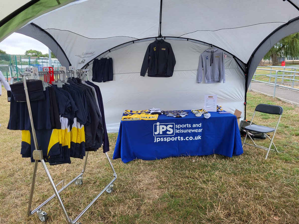 JPSSportsWork's tweet image. Today's set up @KeynshamHockey Charity Day 🏑
#officiakitsupplier 

📧 sales@jpssports.co.uk
☎️ 01179 390370