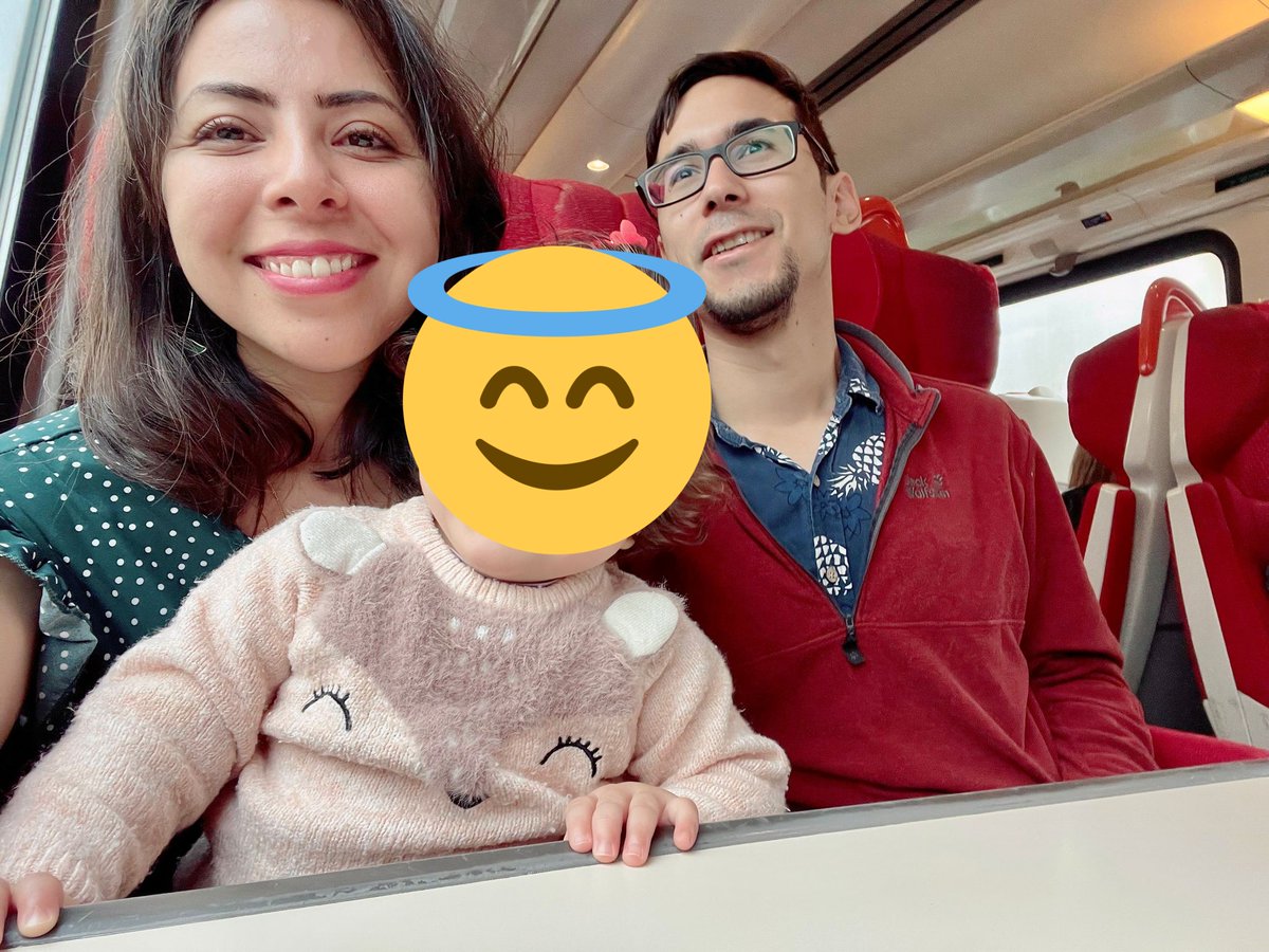 blopaalbo's tweet photo. Camino a Londres en tren a la fiesta de la democracia. Tickets pagados por el r3chazo https://t.co/FwCmlKyFh4