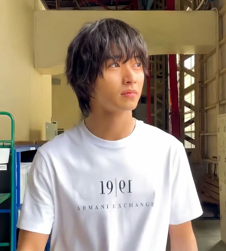 nebulakento's tweet photo. this kento era was everything pls ✋🏻 ♡ #kentoyamazaki #山﨑賢人 #好きな人がいること #AliceInBorderland https://t.co/W1M0m1ac8A
