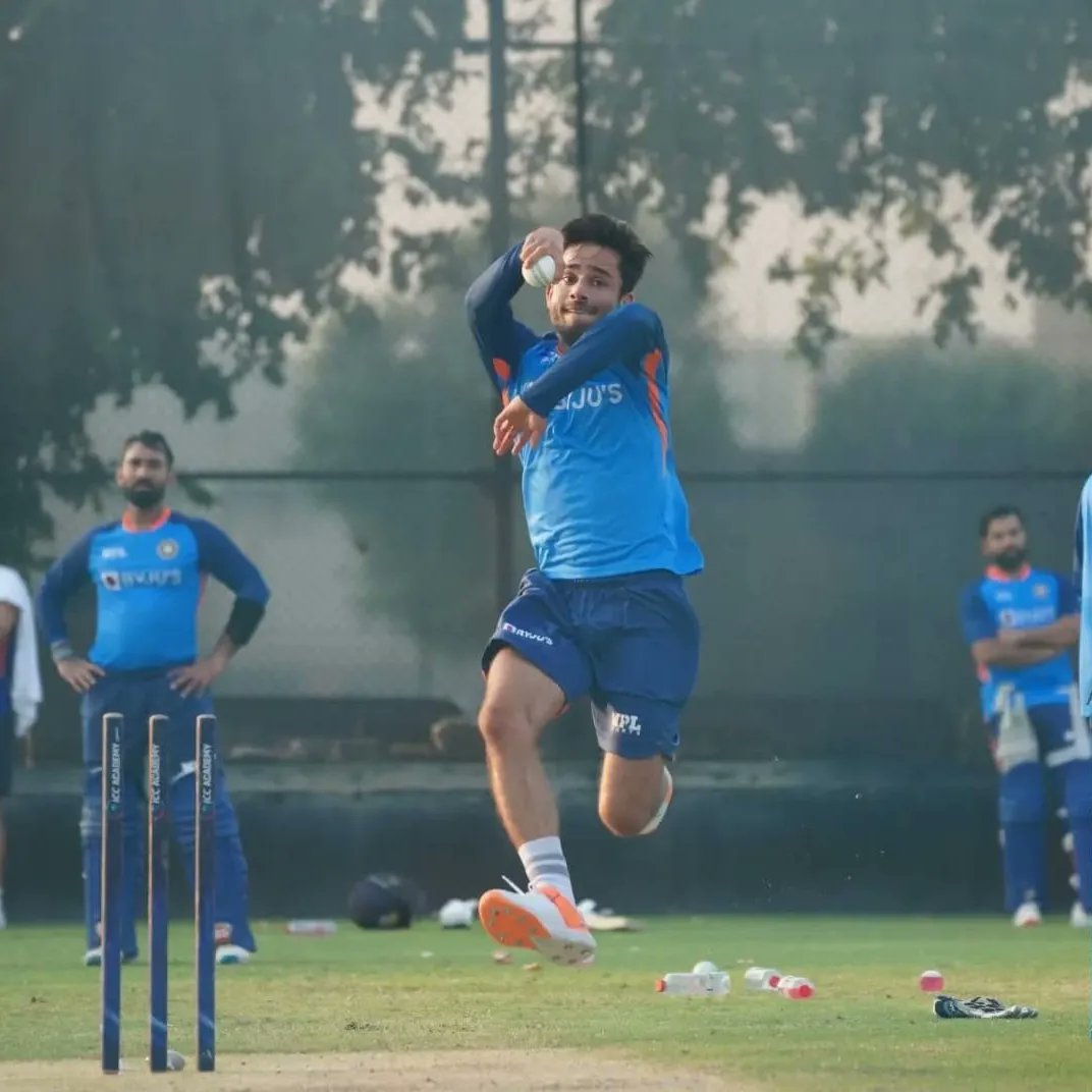 Formahelmets's tweet photo. Always a high stakes game vs ๐ต๐ฐ
Wishing our boys all the luck. ๐
.
๐ท - Indian Cricket Team
.
#indvpak #asiacup2022 #rishabhpant #sky #suryakumaryadav #ravibishnoi #cricket #formahelmets ๐ช #cricketmatch https://t.co/BmcGiOQ111