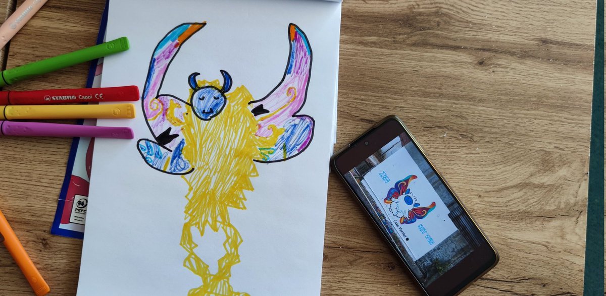 CryptoAmca07's tweet photo. Hey @Crypton040 you inspired my daughter with your masterpiece of graffiti πΎ #CakeMonster #MonstaCrafts @thecakemnstr @MonstaPartyNFTs $MONSTA https://t.co/v2zMQjG36C