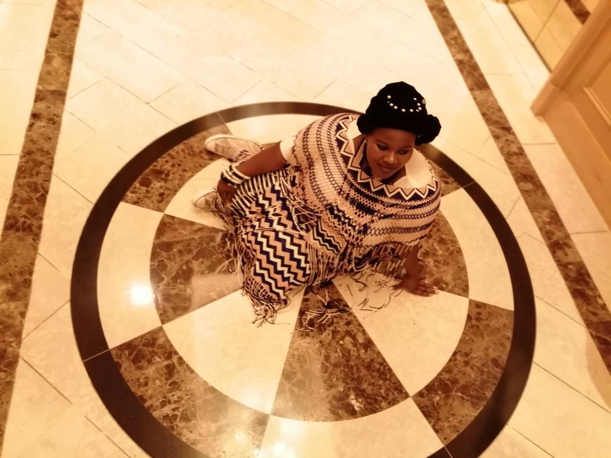 ZimTalksZA's tweet image. I am 100% #Xhosa.