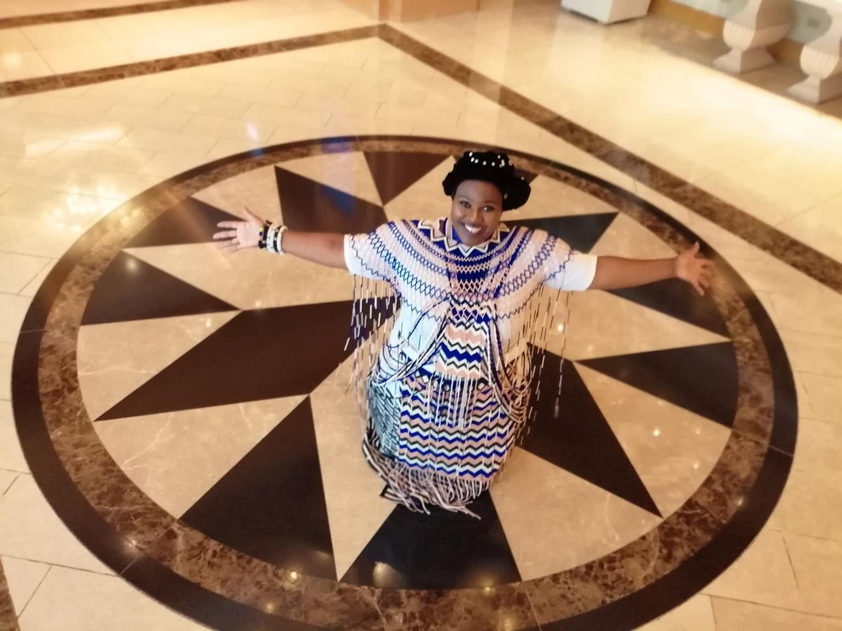 ZimTalksZA's tweet image. I am 100% #Xhosa.