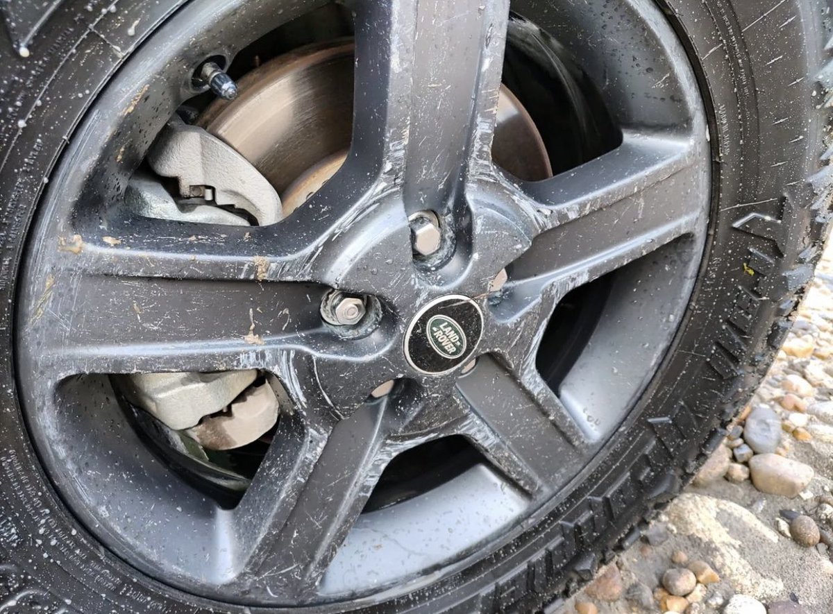 RainWorksAuto's tweet image. Customer on a recent visit to #PointOfService describes time spent with a technician while looking around a customer’s car which had clearly been driven with free spirit. We rarely consider the damage underneath our cars.