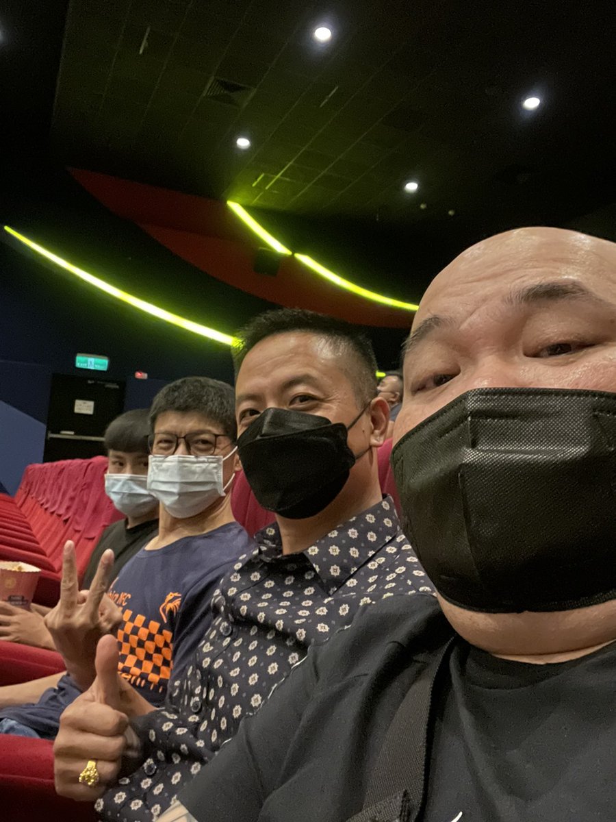 AdamDeng19's tweet photo. 難得碰見能令我昏睡一小時的系列電影，賞索爾一拳……🤣🤣🤣 https://t.co/CHzu8JpT2u