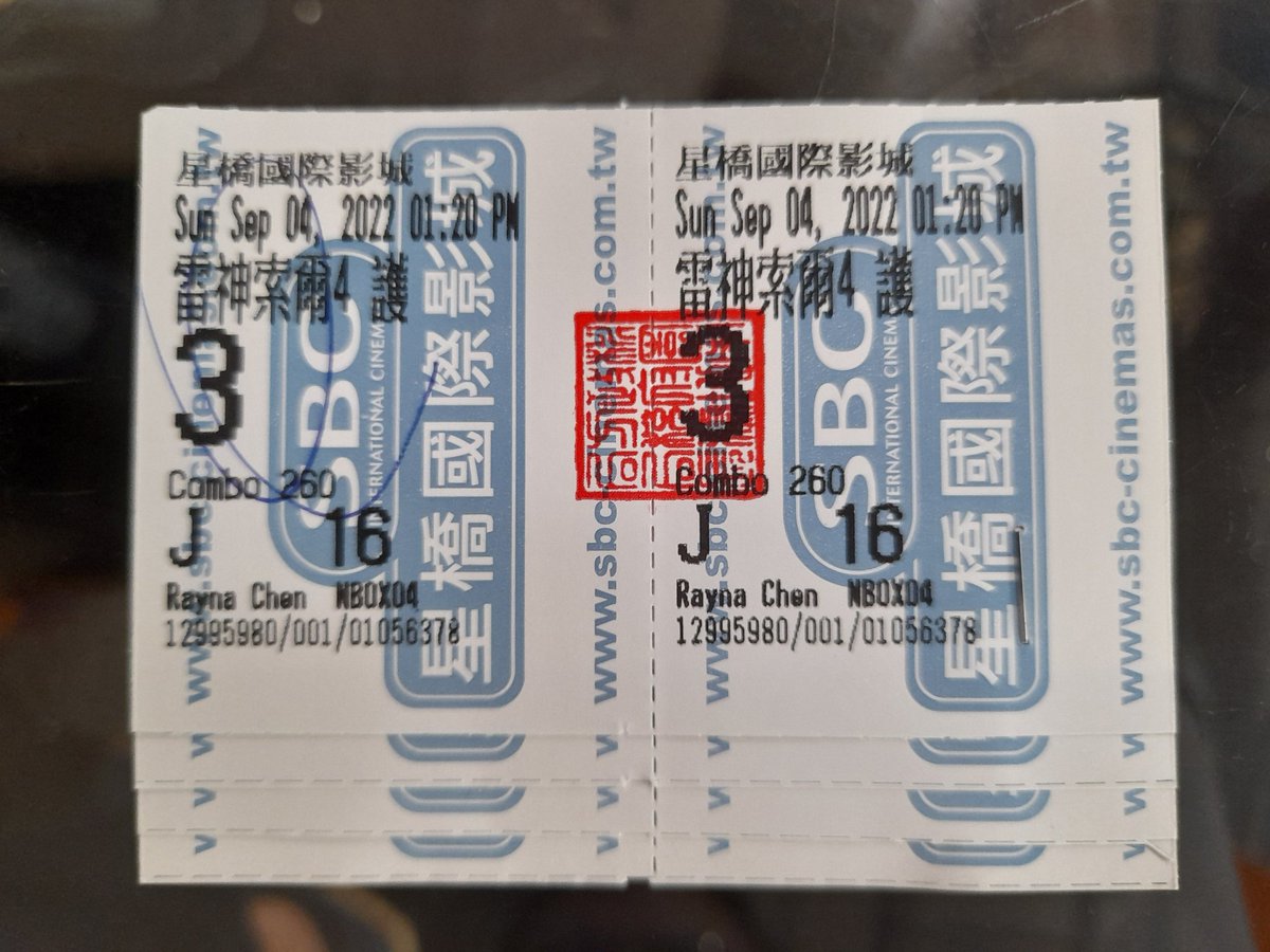 AdamDeng19's tweet photo. 難得碰見能令我昏睡一小時的系列電影，賞索爾一拳……🤣🤣🤣 https://t.co/CHzu8JpT2u