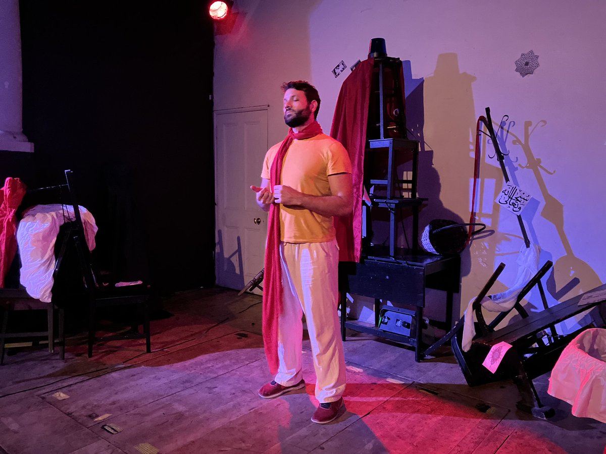 Another great performance! Amazing audience &amp; lots of fun (and tears). 
People came to me offering so many beautiful interpretations. They were all out there chatting about it for ages afterwards 😍🥰 thank you!
Last go today 5.30!
#queermuslim #lgbt #nonukbornartists #deaf