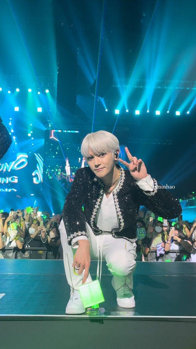 uminhao's tweet photo. TAEYONG MY BELOVED 

#NCT127inManila #THELINKTourManila #NEOCITY_THE_LINK_MANILA https://t.co/DbuhY2Celd