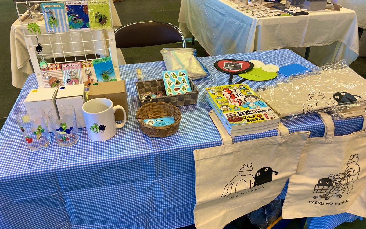 金沢ハンドメイドマルシェに出展してました!ツイッター告知すら忘れてたすまねえ😭
おかげさまで憧れのまいもん寿司を食べることができました!これからバスで帰りますー!!!寝るど!🚌