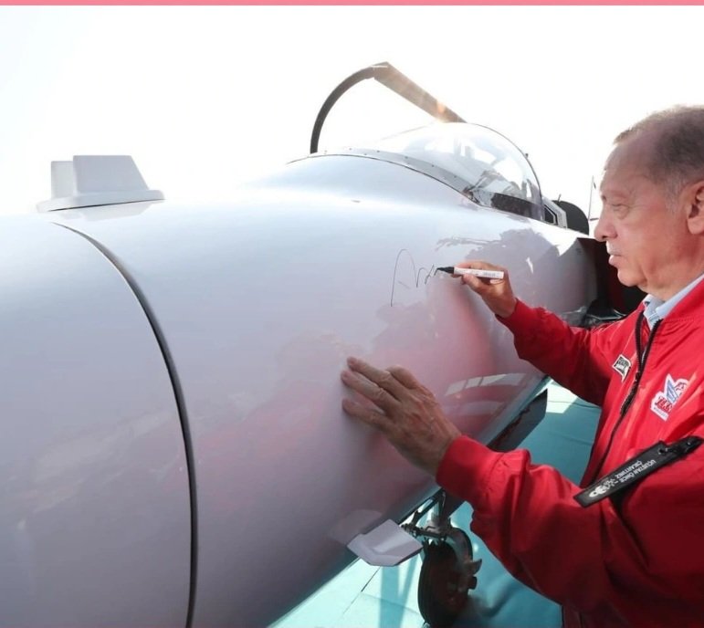 Sen bu Milletin kabul olmuş Dua'sısın 
ALLAH SENİ HER İKİ CİHANDA DA AZİZ KILSIN 🤲🏻💡🇹🇷
#RTE
#TeknofestKaradeniz