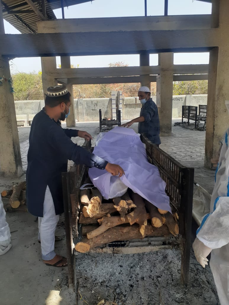 MhmmadIrshad1's tweet image. हमने उस दौर मै काम किया हे जिस दौर मै बेटा अपने बाप की अर्थी उठाने से भागता था।।
#भारत_की_शान_मदरसा