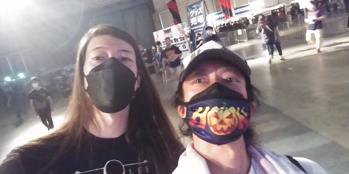 METALISFOREVER's tweet photo. 最後はダウンロードフェス、お客様とのツーショットを!
ちゃんと掲載許可はいただいております🤘
ホント楽しかったですね~!
#DLJ22
#DownloadJapan
#DownloadJapan2022 https://t.co/IgEFFbnPEr
