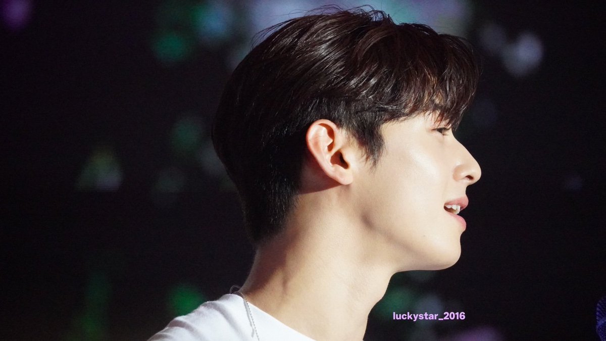 luckystar_2016's tweet photo. 220903 JOTM 2회차 
차은우 실물 아직 안 보신 분들께...
무엇을 상상하든 그 이상이에요 

#차은우 #CHAEUNWOO 
 #JOTM_SEOUL #ウヌ 
@offclASTRO https://t.co/2EWfmaRRsm