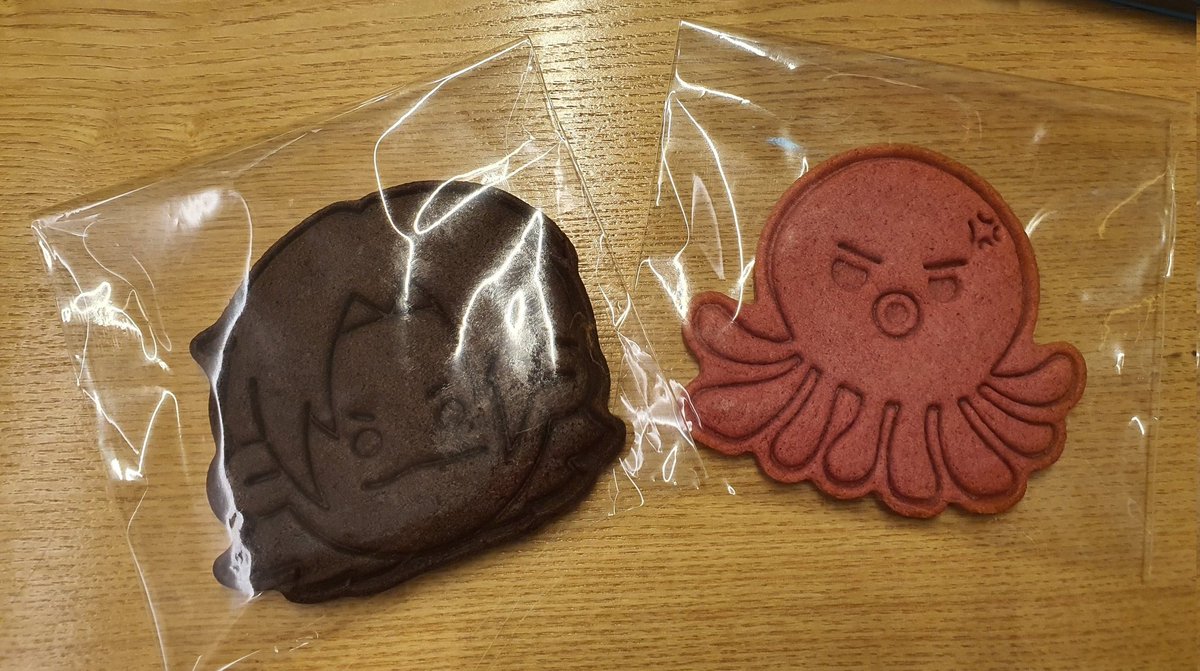 #붉은_건반으로부터_불어오는_불꽃의_폭풍에게

내최애! 내새꾸 고쿠 생카 다녀온 나름의 후기!
아니 전프레ㅠㅜㅠ중복파티라서 너무 슬펏구 ㅠㅠㅠ
그리고 요님 돔송 없어서 더 슬펏다...(대신화면이라도 찍음 ㅜ)
꾸요미들 총출동(?) 해서 함께 했고.
소소하게 트친밈들두 만나고 헤헤 좋앗따!