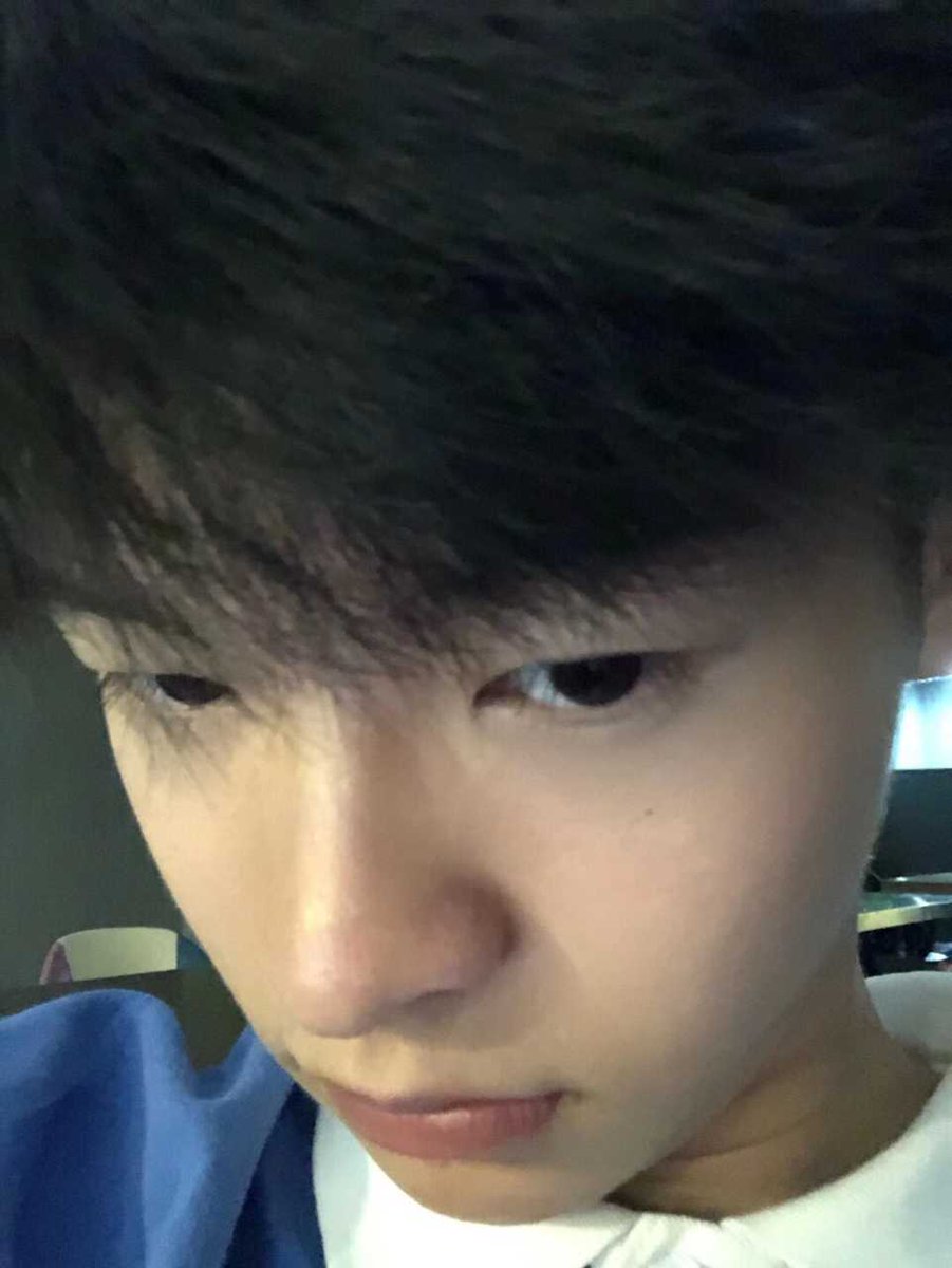 陈冠希 tweet media