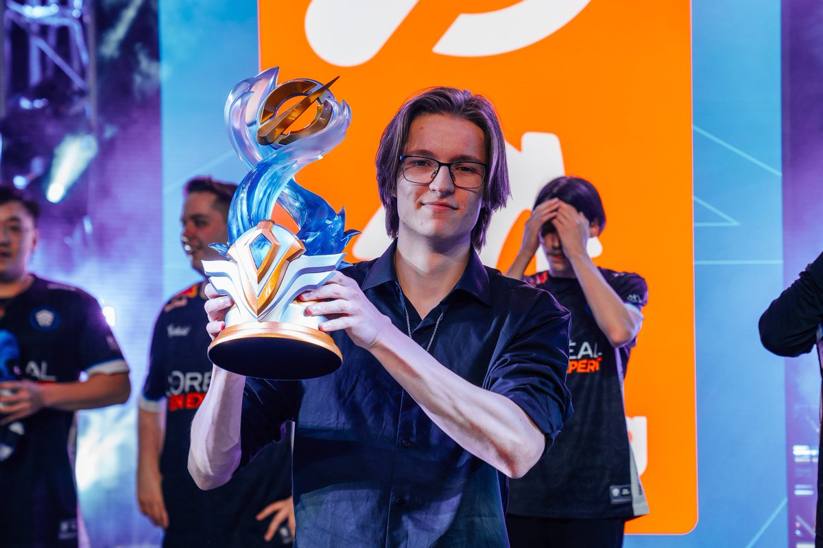 That makes 5 🏆

Fucking proud of these players, I believe this roster has the potential to go the furthest ever seen from an oce team at worlds.

See you in Mexico City 👊