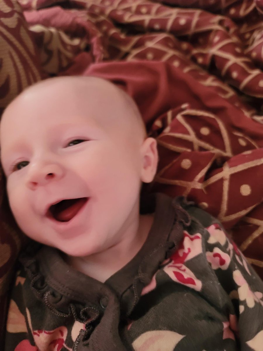 icequeen466's tweet photo. My beautiful grand-nugget 💕 #proudnonna #firstgrandbaby #cutenessoverload https://t.co/jpAsIrHih1