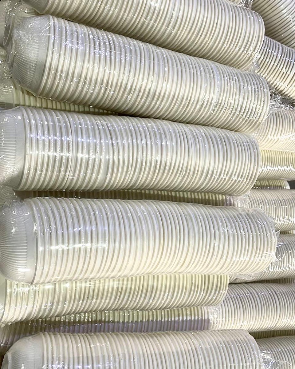 agarwaltableind's tweet photo. A leading future of biodegradable disposable♻️🌽BIO-D🌽♻️
#cornstarch #biodegradabletableware #compostableproducts #disposable #noplastics #tableware #packagingproducts #cornstarchdisposables #madeinindia🇮🇳 https://t.co/3EMgkjgywv