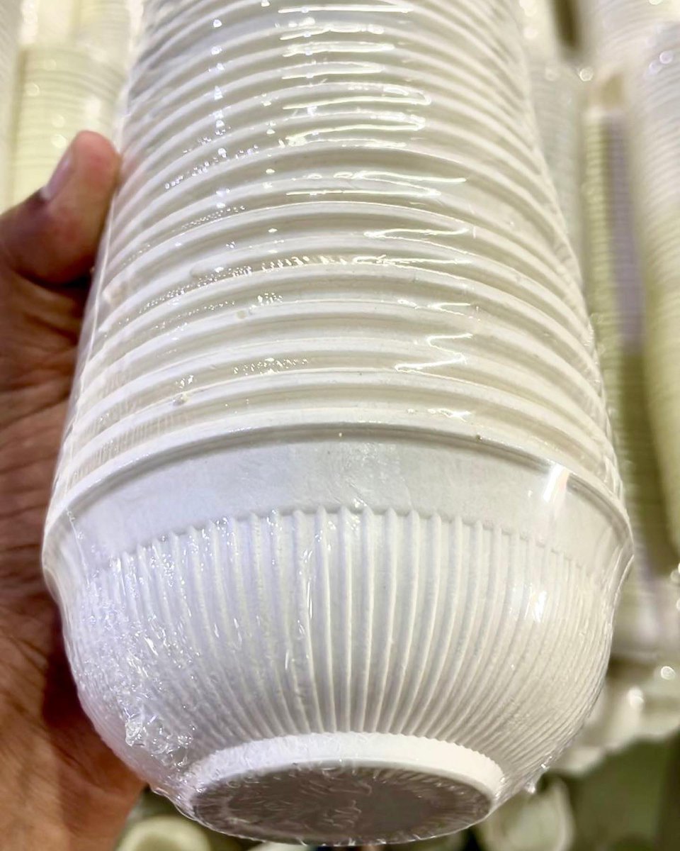 agarwaltableind's tweet photo. A leading future of biodegradable disposable♻️🌽BIO-D🌽♻️
#cornstarch #biodegradabletableware #compostableproducts #disposable #noplastics #tableware #packagingproducts #cornstarchdisposables #madeinindia🇮🇳 https://t.co/3EMgkjgywv