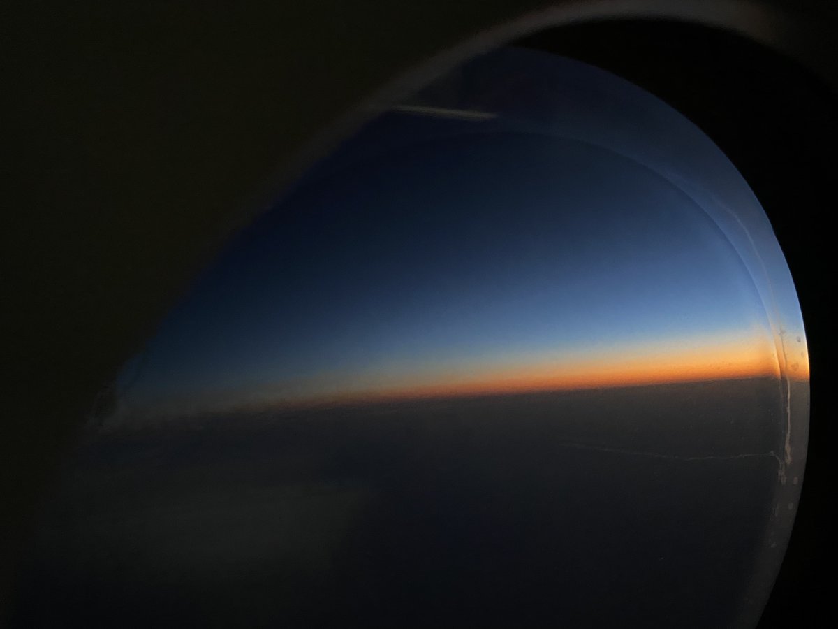 In their paper, Fran Urbistondo Cano @franurbistondo4 and Gail Simon @SystemicInquiry write about Multi-Spectra Living, which "proposes autistic people are fluid, contextually influenced and contextually responsive." Do check it out! murmurations.cloud/ojs/index.php/…