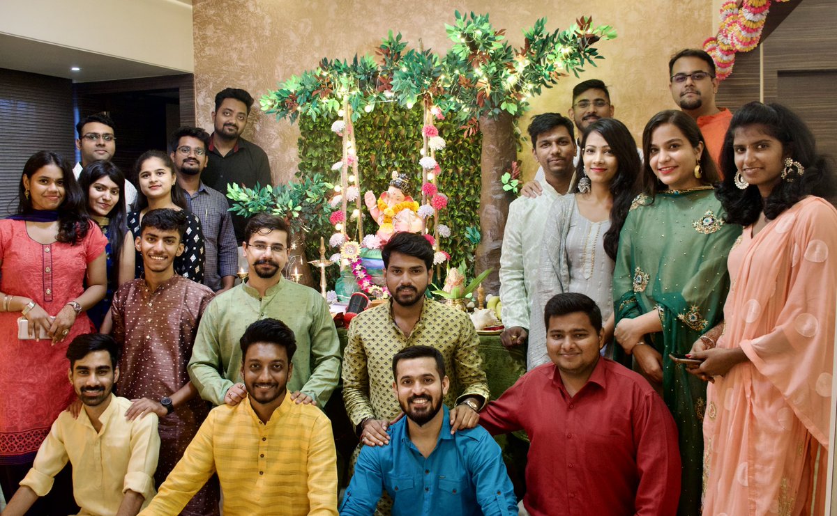 aniruddhs141's tweet photo. Ganesh Chaturthi, 2022 celebrations with team.
#GaneshChaturthi #GanpatiBappaMorya #svarajfamily #teamsvaraj #wishyousuccess #jaicorporate https://t.co/4upUH8Vu5A