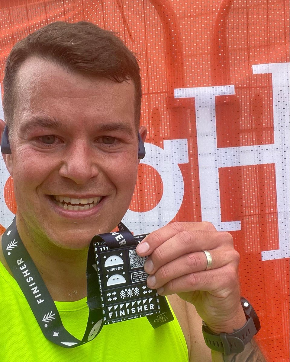 RunDaddyRun16's tweet photo. The Big Half - 1️⃣:4️⃣5️⃣:2️⃣3️⃣ 🗑A really disappointing half marathon this morning. The Big Half is great, I was rubbish. Best bit was seeing Jack spot me on the TV. Dusted myself down and go again. @OfficialBigHalf #WeRunAsOne #rundaddyrun https://t.co/hyczKKkM45