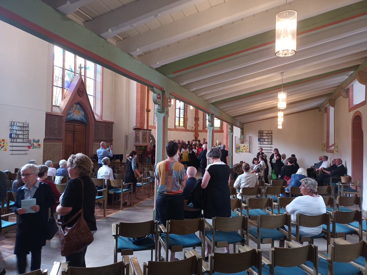 Am Morgen Gottesdienst in der evangelischen Marktkirche in Bad Bergzabern, mit einer Delegation der Vollversammlung des ÖRK in Karlsruhe. Wie schön!

#ÖRK #Weltkirchenrat #Ökumene #Frieden #Karlsruhe2022
