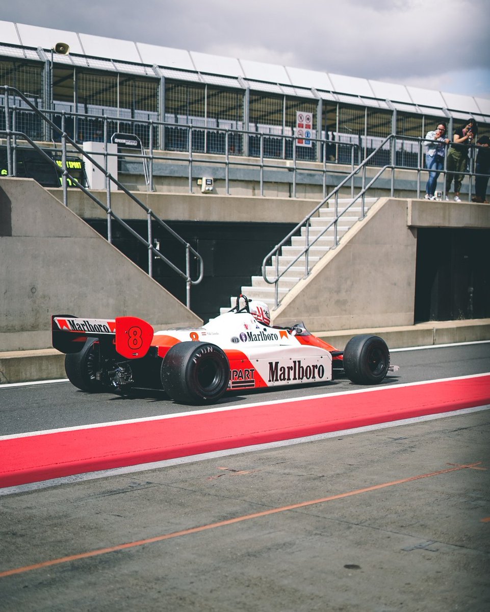 tmayneord's tweet photo. Some retro F1 cars from Silverstone Classic.
But what is the best livery?!
#PaddlUp #SilverstoneClassic #Silverstone #TheClassic #F1 #Formula1 #Marlboro #JPS #Schumacher #Camel #RetroRacecars #Lotus #BecauseRacecar #FordV8 #MastersRacing #Lauda https://t.co/H4cYGd2MLH