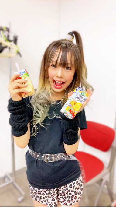 Twitterのコスプレ画像22