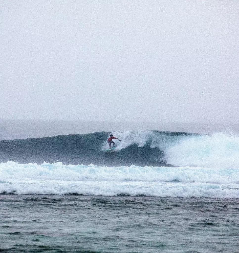 coralinn_mv's tweet photo. #waves #surfcamp #surfbreak #indianocean #Thulusdhoo #Maldives #surfturfindia #surfphotography https://t.co/At68rQGoo3