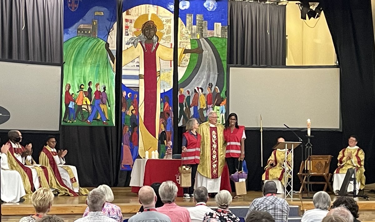 jaycolwill's tweet photo. Grateful to God and the people of @SouthwarkCofE for their openness and commitment to #sdc2022 A fantastic team shared the load. Thank you @BishopSouthwark for your gift. We're smiling now it's nearly ending or only just begun! #ChristCentredOutwardFocused https://t.co/fhPswxJCw1
