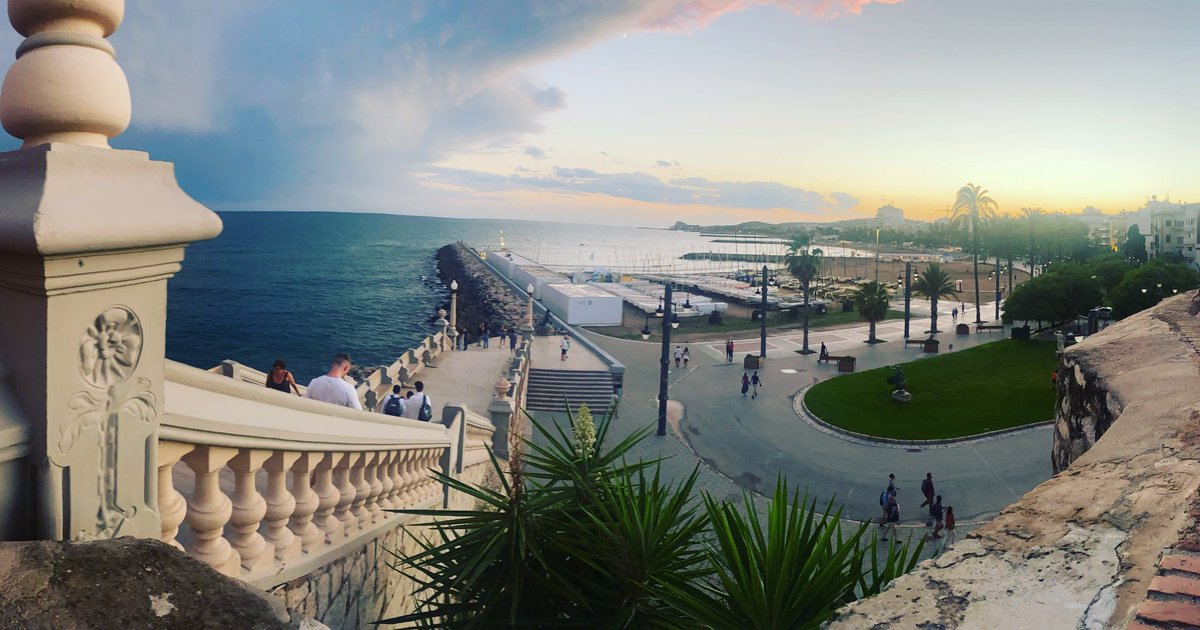 Simonsays2510's tweet photo. Back from my first holiday in 3 years and it was everything I needed. #sitges https://t.co/GIrBgNSKmY