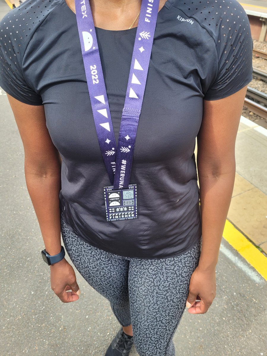 London #BigHalf done😊... That was tough! <a href="/lcane1/">Lauren Cane</a> thanks for cheering us on🤗
