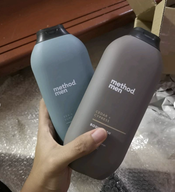 hkxxkrjp's tweet photo. Awas perempuan kalau partner korang pakai sabun ni! Bau dia wangi gila sampai korang nak ikut je dia kemana-mana. Bau dia dense &amp; thick sampai rasa nak duduk je bawah ketiak dia! 🥵🥰 https://t.co/gVlCwQukta