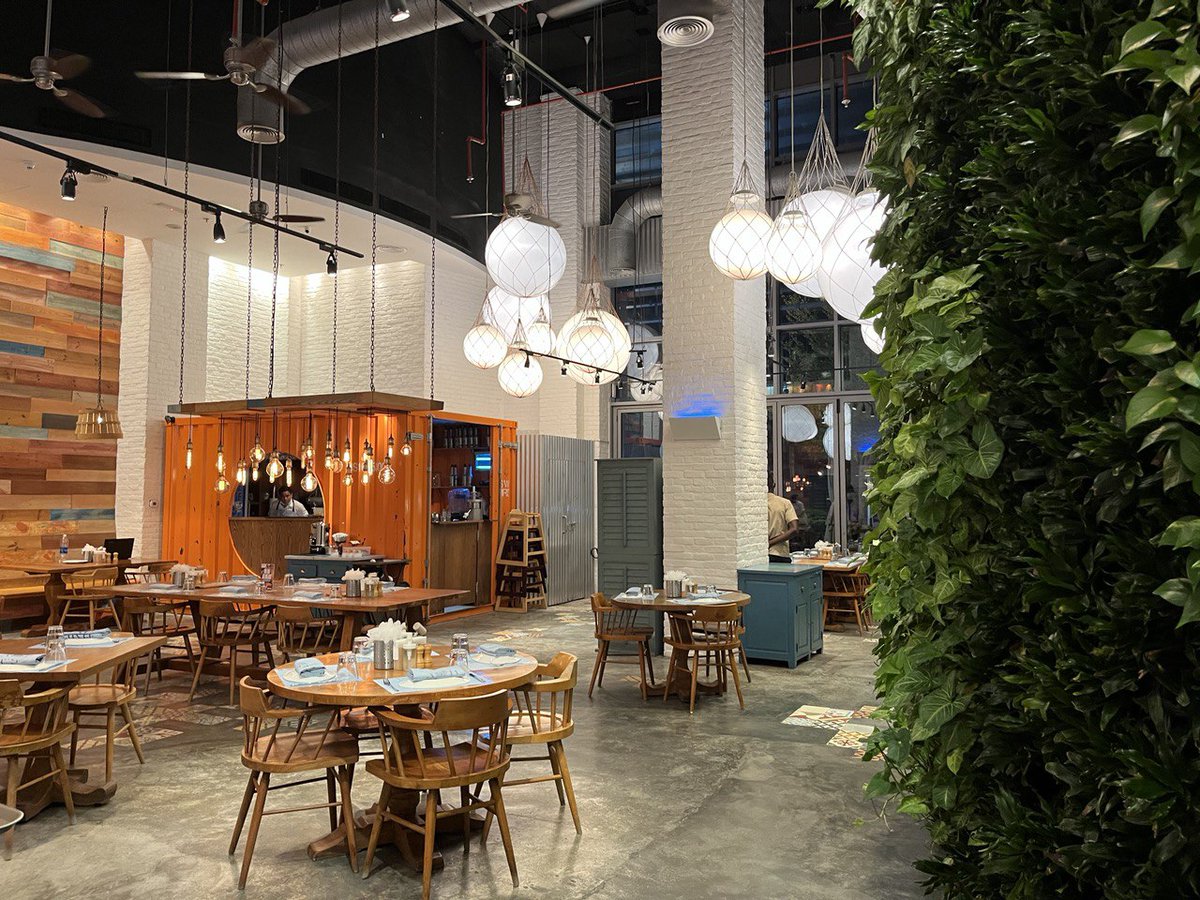 Emirate Club tweet media