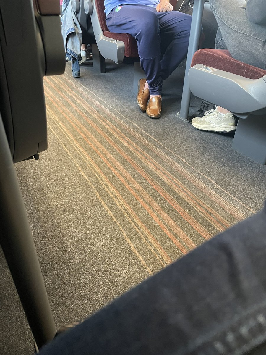 ClarkyCraig's tweet photo. @JeansAndSheux  what do we have here then https://t.co/XNCFtbFJM0