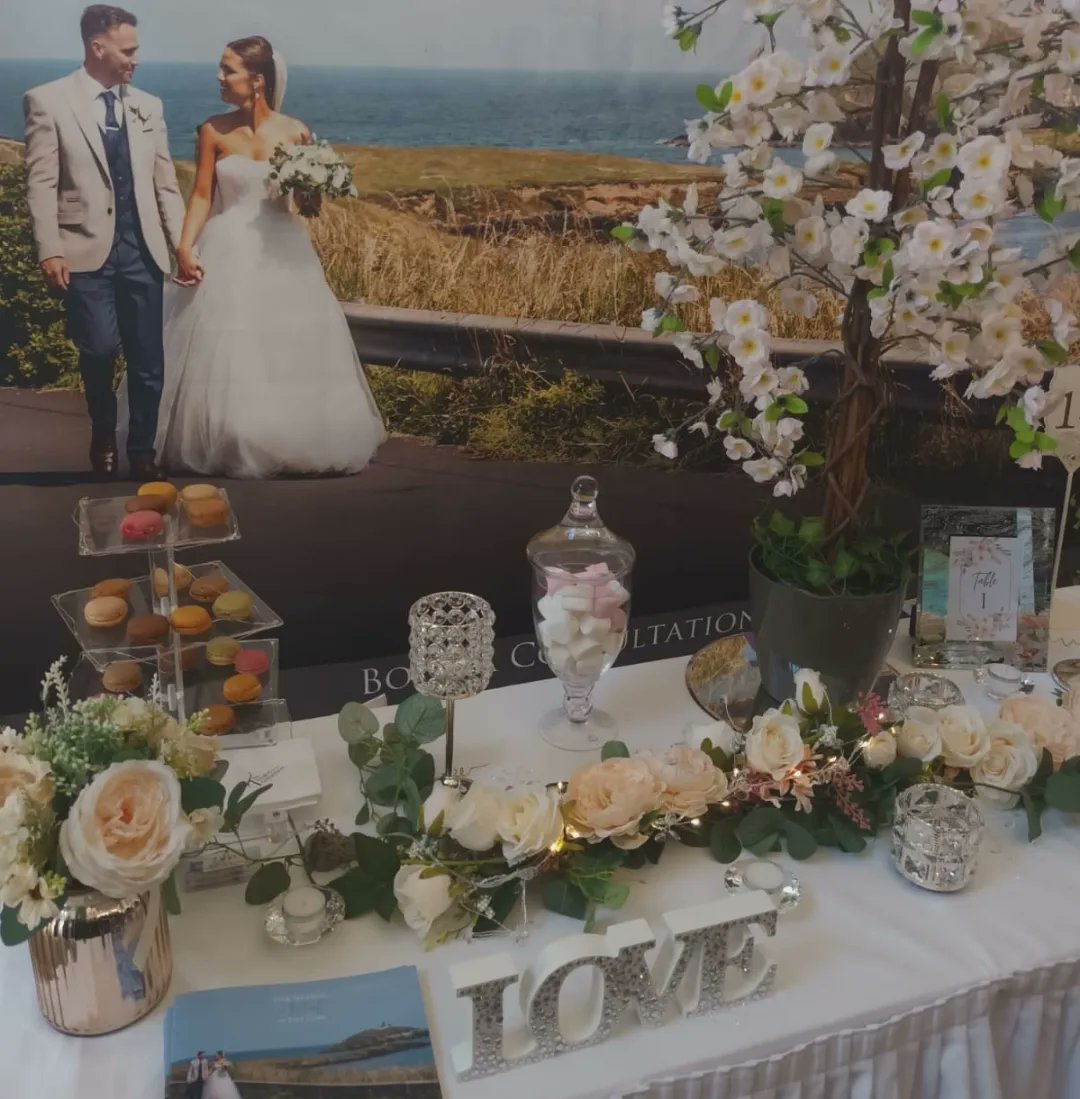 TalbotMidleton's tweet photo. Say hello 👋🏻 to our Wedding Co-ordinator Martina at today's Southern Brides Munster Wedding Show at @StPetersCork in North Main Street, Cork City 🥰

Grab a brochure, have a chat and enter our giveaway for a free dinner for two in the brand new ✨️ Park 89 Bar &amp; Bistro 🥳 https://t.co/39qrS53Pxc