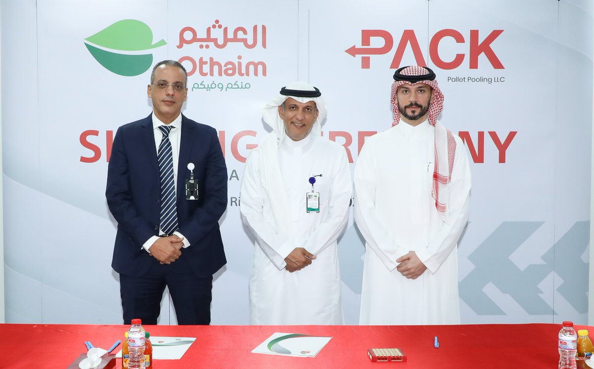 packpallet's tweet photo. يسعدنا أن نعلن عن توقيع اتفاقية بين شركة باك و أسواق عبدالله العثيم الذي أقيم في يوم 31 أغسطس 2022 في الرياض. أطيب التمنيات بنجاح شراكتنا المستدامة في حلول سلاسل الإمداد.
@packpallet 
 @OthaimMarkets

#packpallet #SupplyChain #Sustainability https://t.co/s5LlWUkT4Y