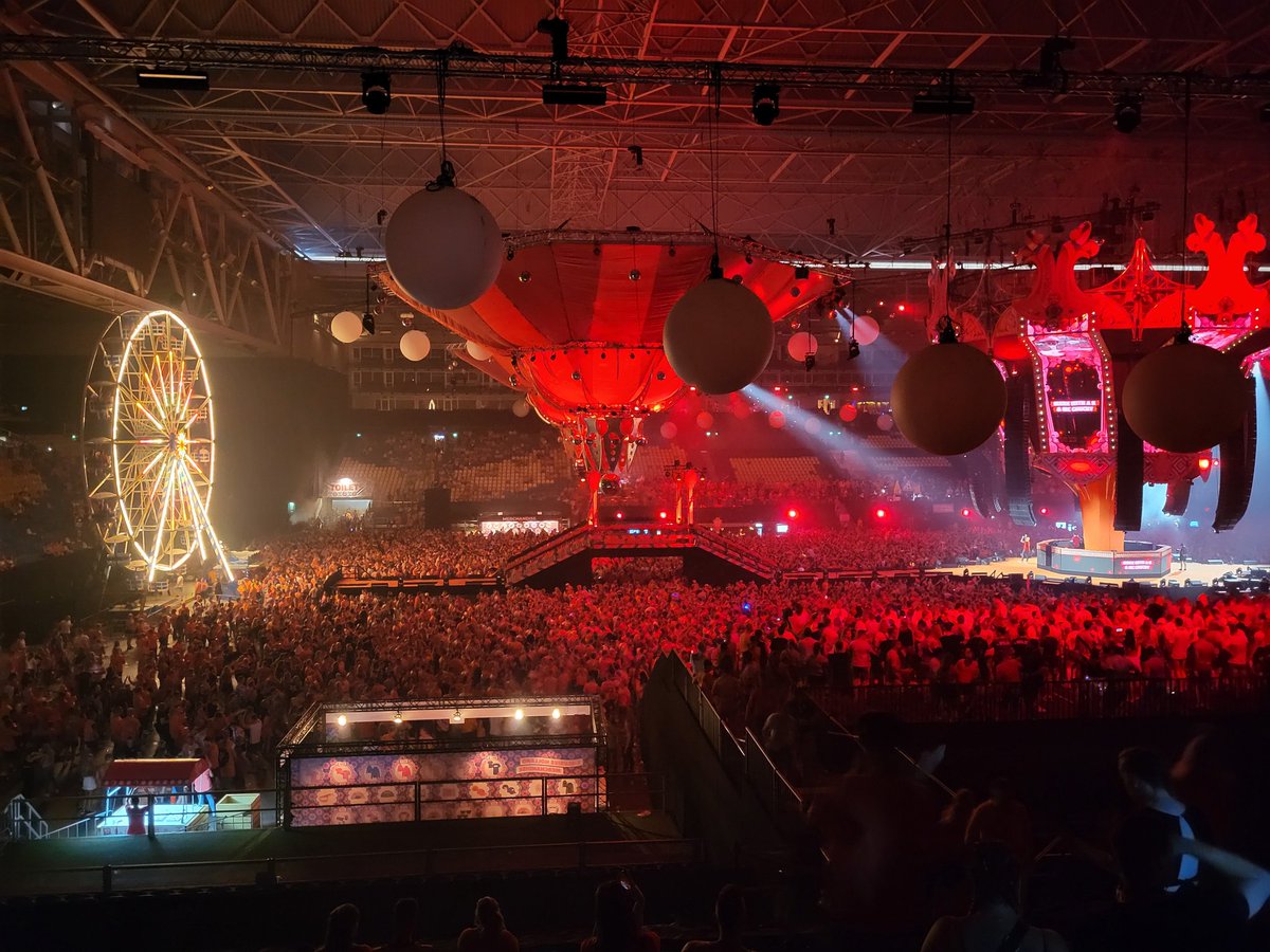 thejoeyll's tweet image. X-Qlusive Holland was geweldig 😍