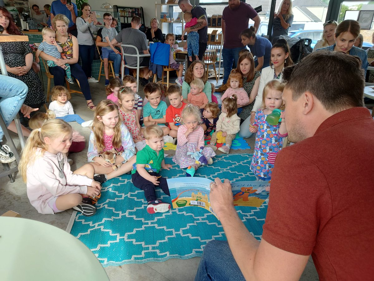 TheBear_Harold's tweet photo. Huge thanks to everyone who joined us for our #childrensbook #readaloud. We had so much fun!

The story caught the imagination of the #children, who were quick to join in with the #rhymes!

Link to order:
https://t.co/jDT2WP9Utk

DM for signed copies 🧸

In support of @WaterAidUK https://t.co/YThx5vALgt