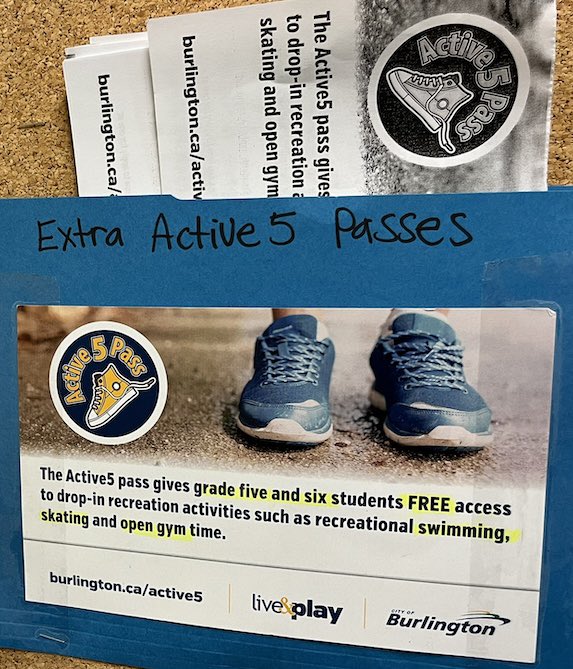 Grade 5 and 6 <a href="/clarksdalehdsb/">@clarksdaleHDSB</a> students brought home Active 5 Pass information on Friday. This @CityofBurlington initiative gives FREE access to some swimming, skating, and open gym activities. Learn more about the pass and how to reply for one at burlington.ca/active5