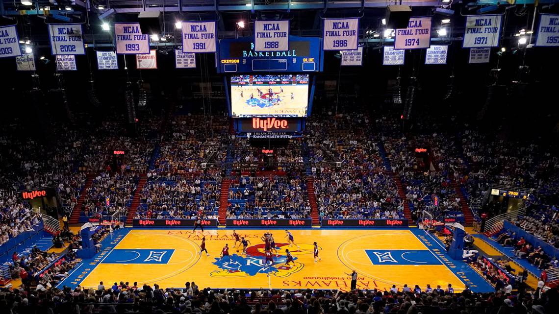 Blessed to receive an offer from <a href="/KUHoops/">Kansas Men’s Basketball</a> big thank you to <a href="/CoachBillSelf/">Bill Self</a> 💙❤️💛 #ROCKCHALKJAYHAWK