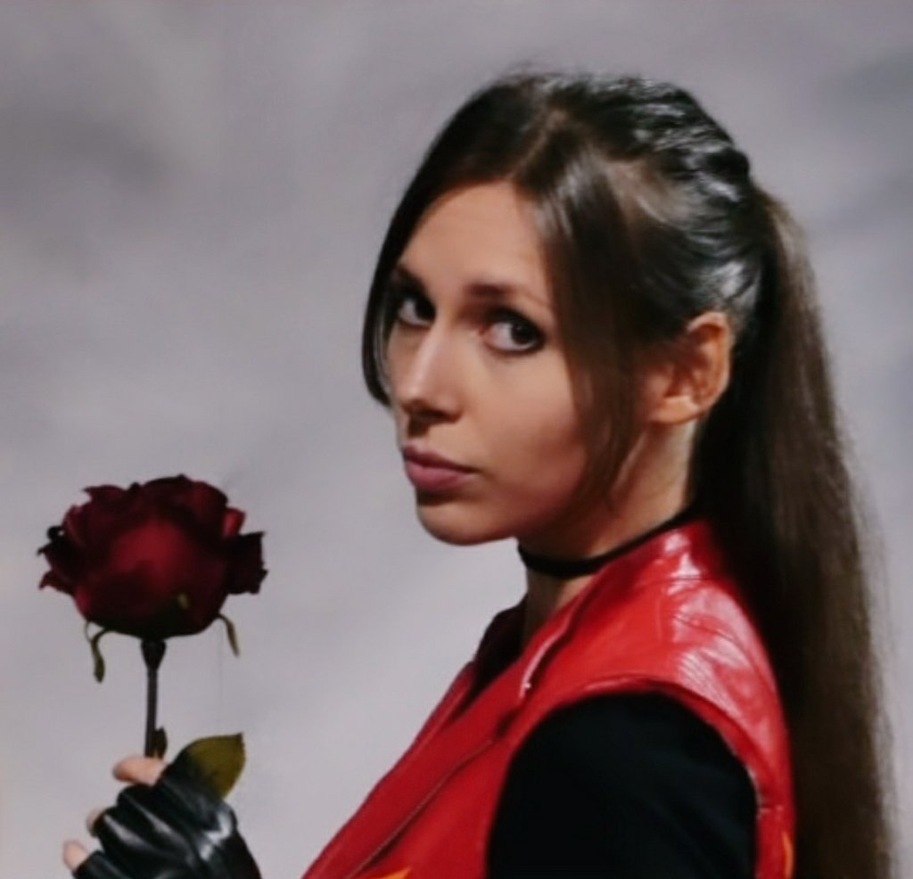 TheShadowsAlly's tweet photo. Had a photoshoot today as Claire Redfield, along with a lovely Ashley! Hoping to post our pictures soon ♡ https://t.co/NebDzv6Vj5