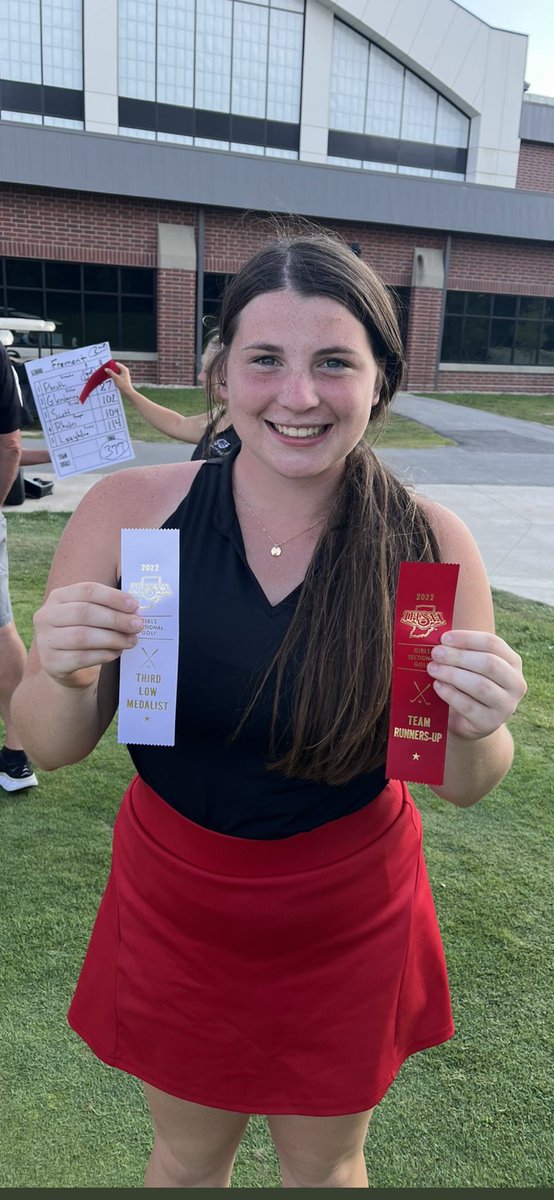 trp7sep10's tweet photo. Man I couldn’t be prouder of this kid!!!  3rd overall at sectionals with an 84!! And leading her team to a 3rd consecutive team regional appearance!! She suffered 1 conference lose her freshman year to finish 31-1 as team in her 4 years in the conference regular season. 💪💪💪 https://t.co/Toci9hDg61